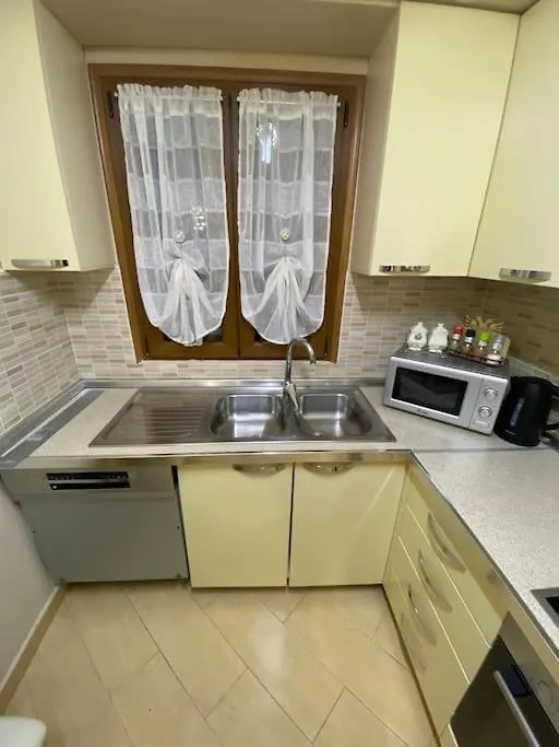 Holiday home Belvedere House Ishem